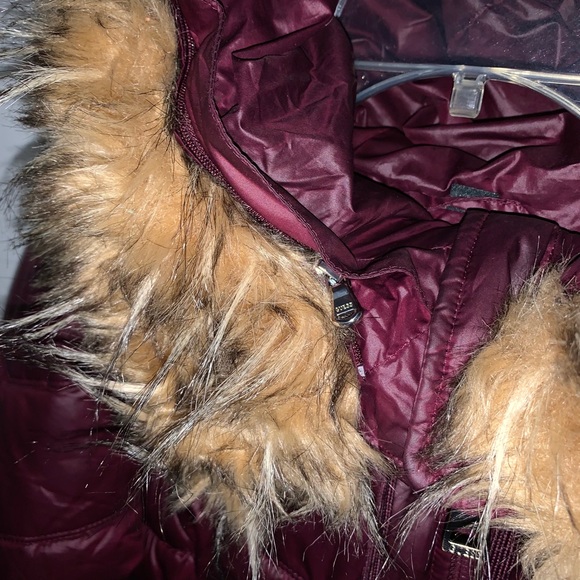 Guess coat - Picture 3 of 7